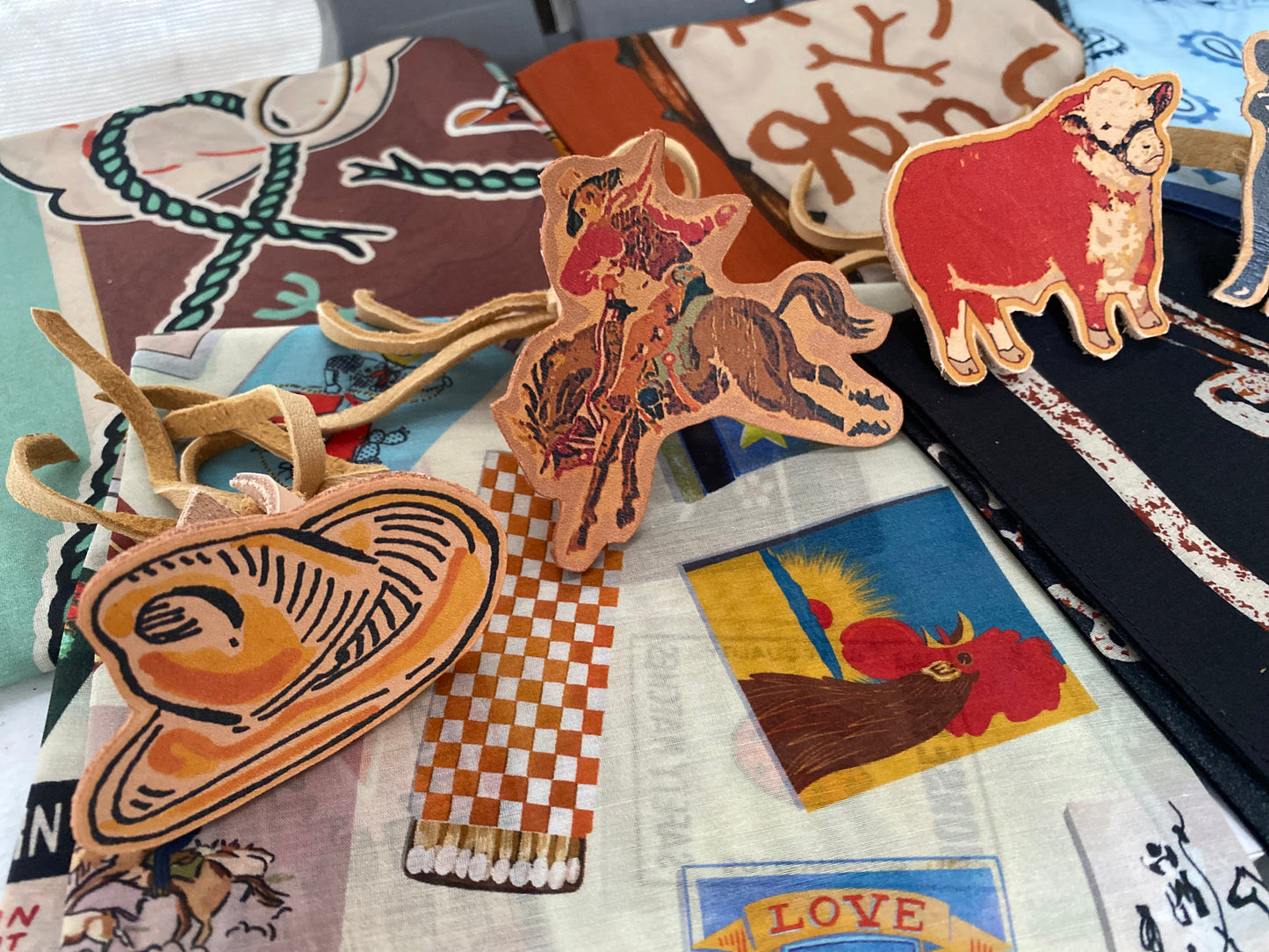 Wallpaper Cowboy Scarf Slide