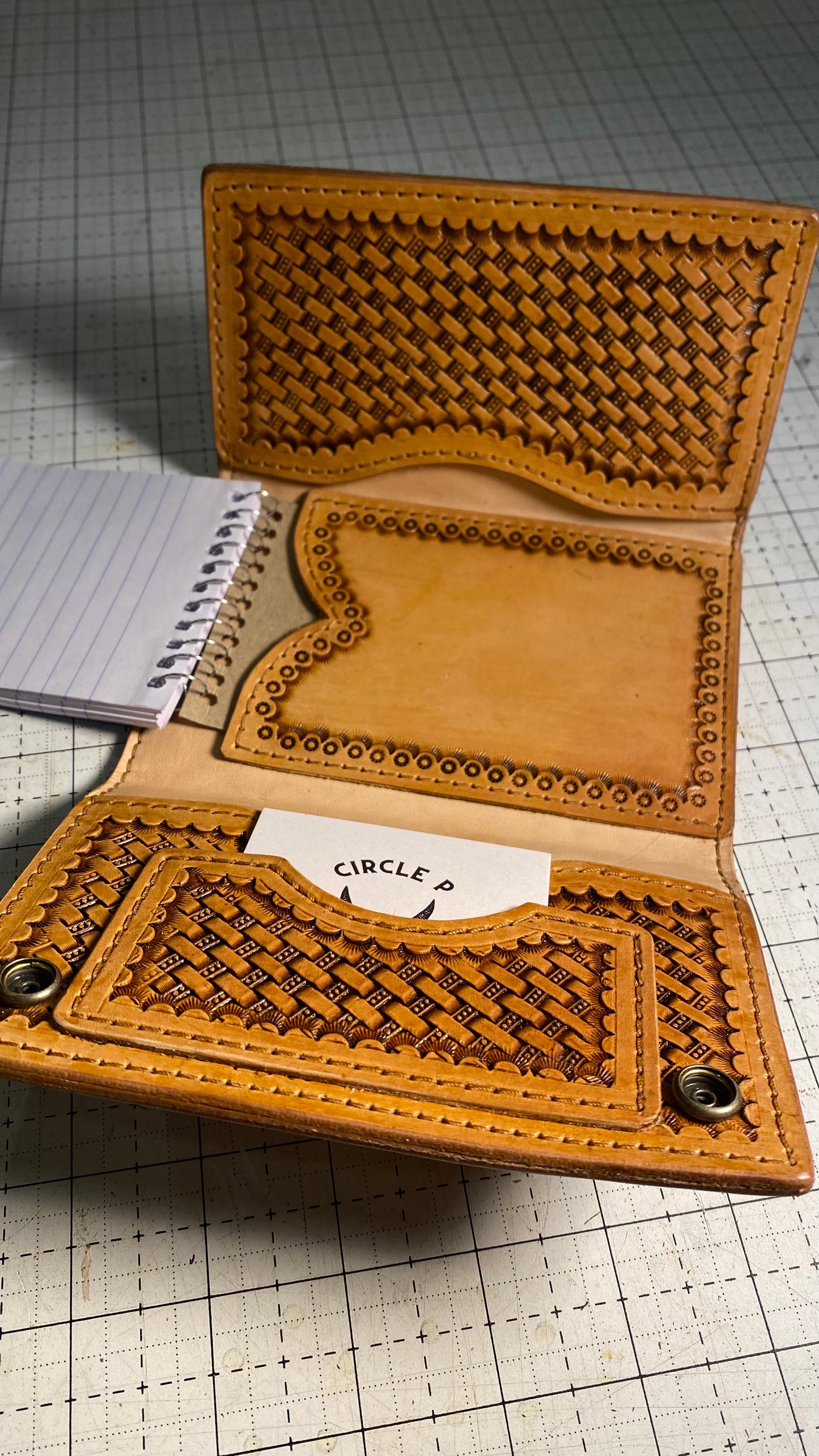 Notepad Trifold