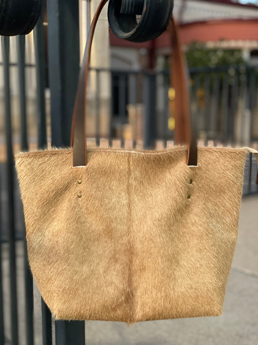 Karlee Tote, Blonde