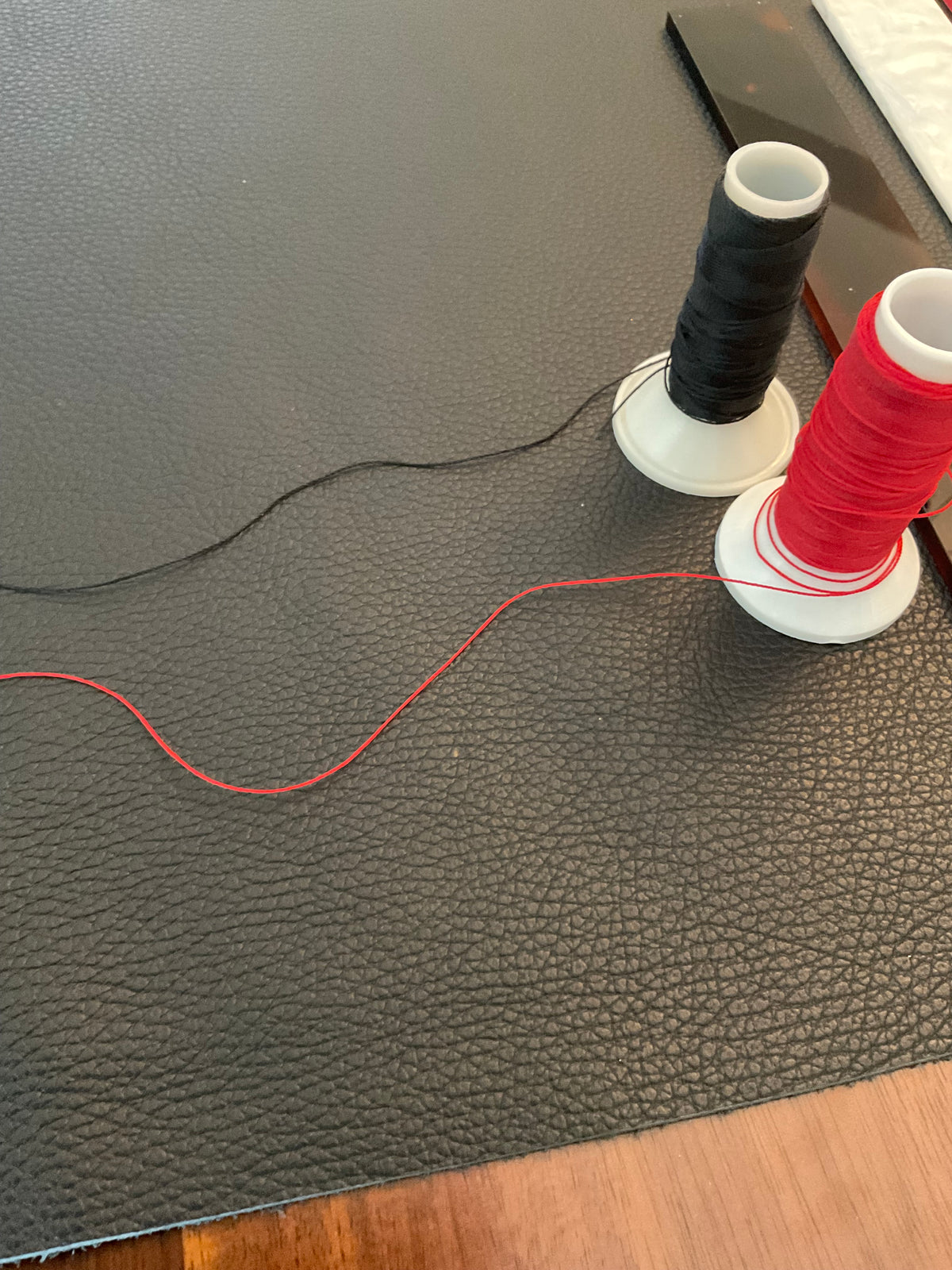 Leather Mahjong Mat - BLACK Pebble, black or red thread